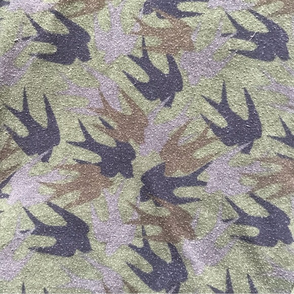 Camo colour dove print crew neck sweater medium - Picture 5 of 6